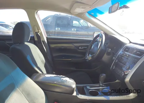 2015 Nissan Altima 2.5/2.5 S/2.5 Sl/2.5 Sv из США, поврежденный, VIN 1N4AL3AP0FC297227